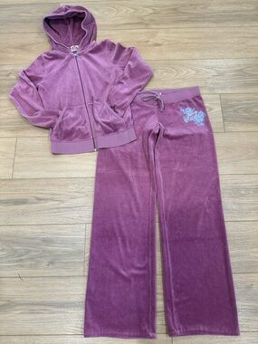 Juicy Couture Velour Zip Hoodie & Wide-Leg Pants Set. Size: Medium Women’s